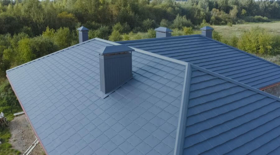 Professional metal roof installation in Reasnor, IA